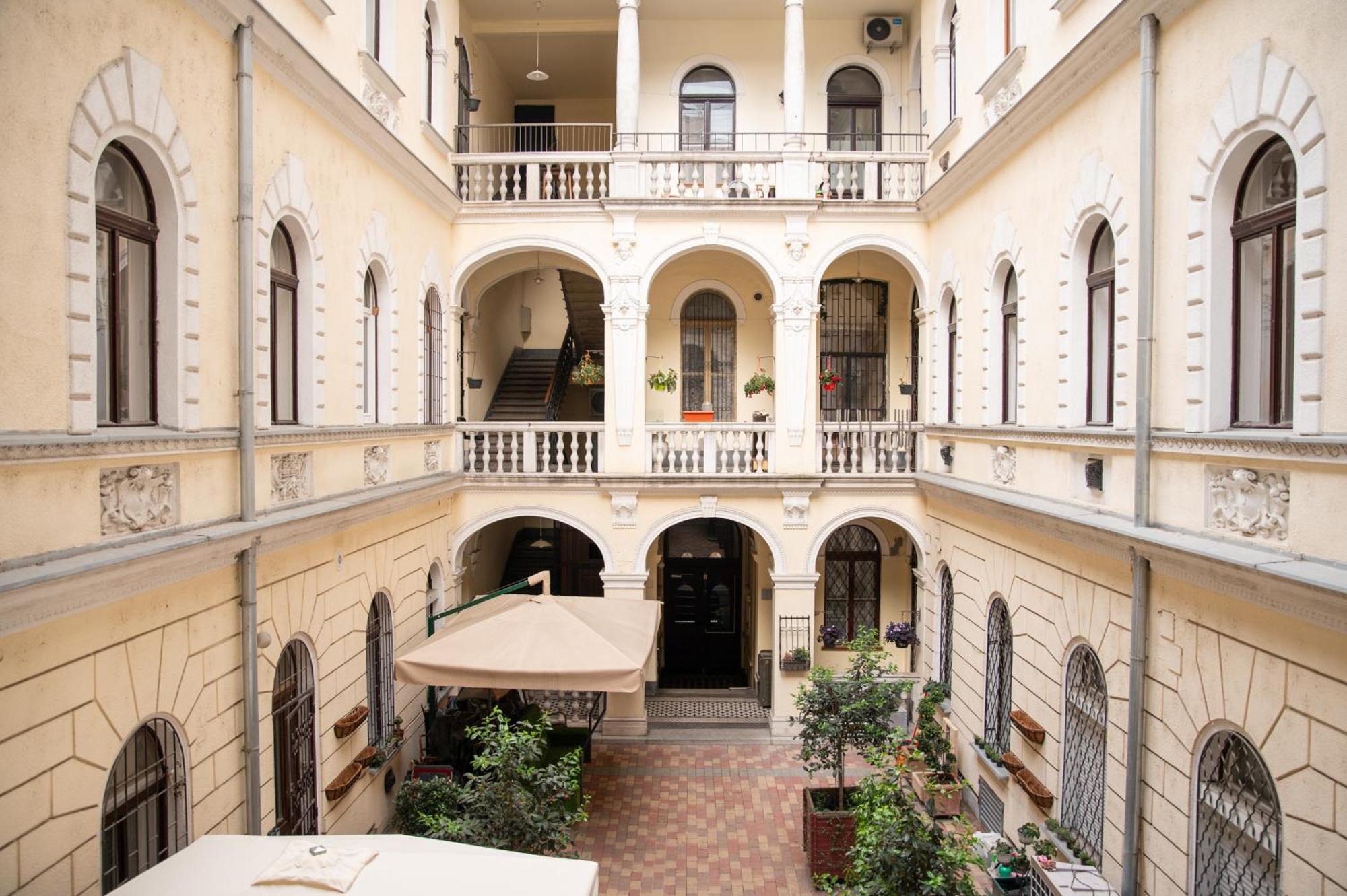 Danube Dwelling Akacfa 41 Leilighet Budapest Eksteriør bilde